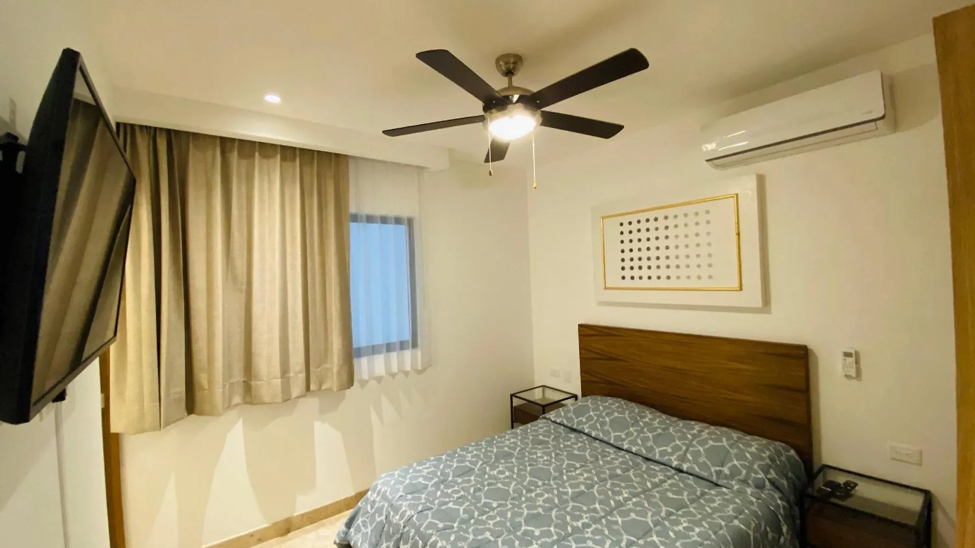 Holiday home Ipana 2 Bedrooms 3 Blocks From The Sea. Playa del Carmen Mexico